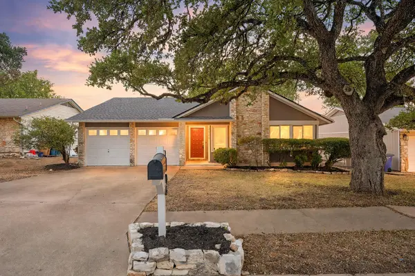 3906 Tattershall LN, Austin, TX 78727