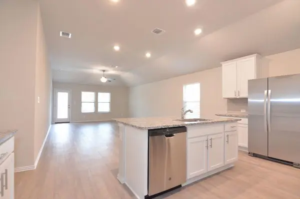 132 Bright Star LN, Georgetown, TX 78628