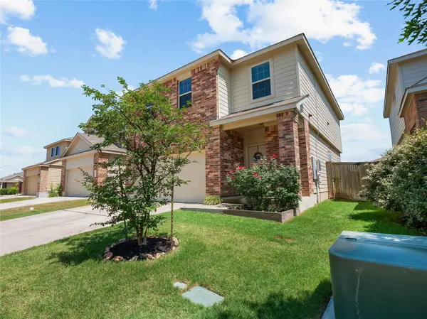 109 Comet DR, Jarrell, TX 76537