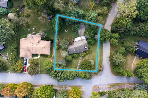 109 Wilshire DR, Asheville, NC 28806