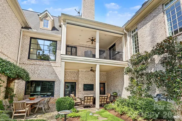 2250 Colony RD #A, Charlotte, NC 28209