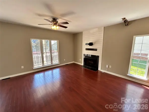 1547 Cambridge Heights PL NW, Concord, NC 28027