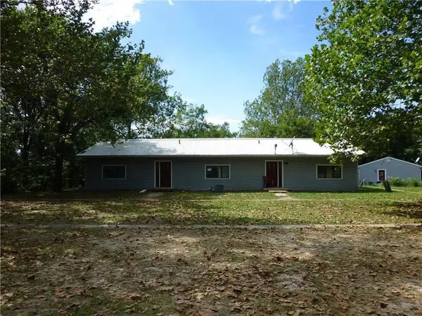 731-733 SW 13 HWY, Warrensburg, MO 64093