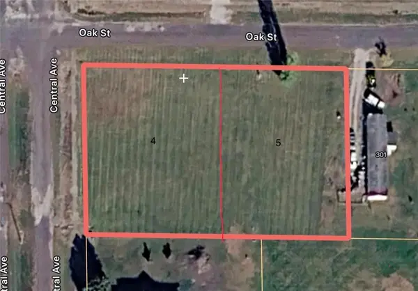 204 Oak ST, Pattonsburg, MO 64670