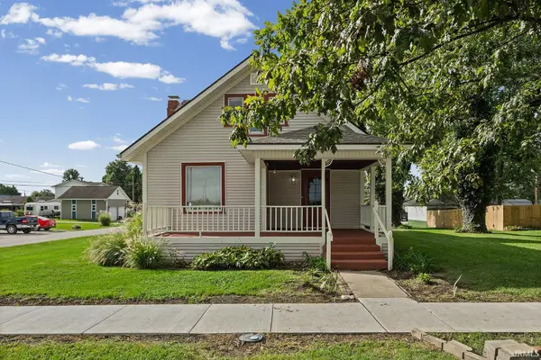309 E Walnut ST, Chalmers, IN 47929