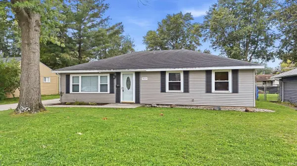 3924 Indian Hills DR, Fort Wayne, IN 46809-1122