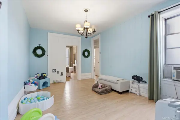 924 summit AVE #3B, Bronx, NY 10452