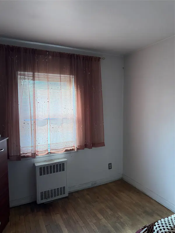 3210 Tenbroeck AVE, Bronx, NY 10469