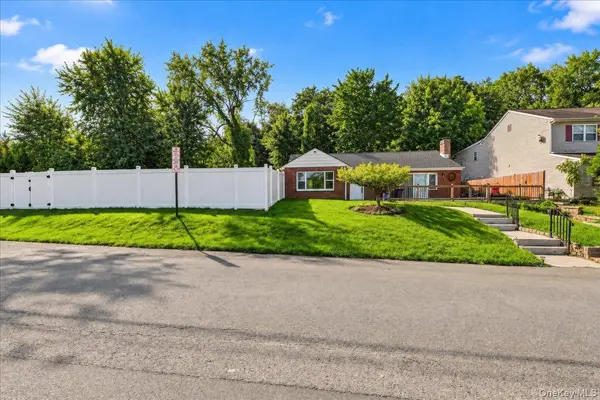 19 Cottage AVE, Newburgh, NY 12550