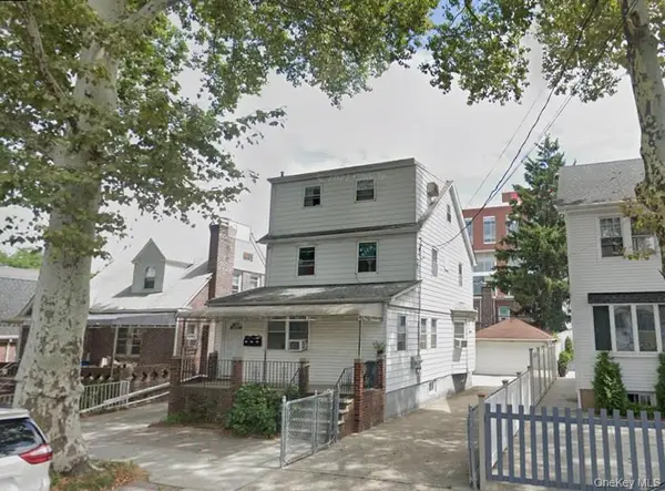 5633 138th ST, Flushing, NY 11355