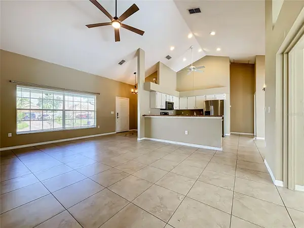 5645 LOMA VISTA CT, Davenport, FL 33896