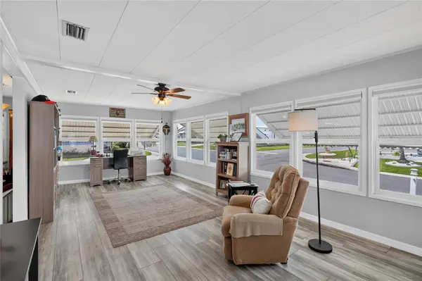 818 FOREST LAKE DR E, Lakeland, FL 33809