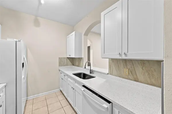 7135 YACHT BASIN AVE #211, Orlando, FL 32835