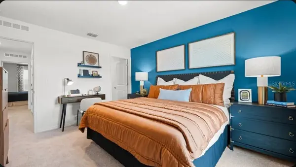 790 GLADSTONE WAY #790, Mount Dora, FL 32757