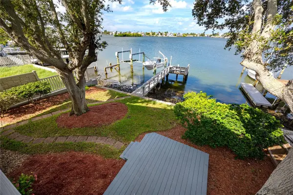 517 20TH AVE, Indian Rocks Beach, FL 33785