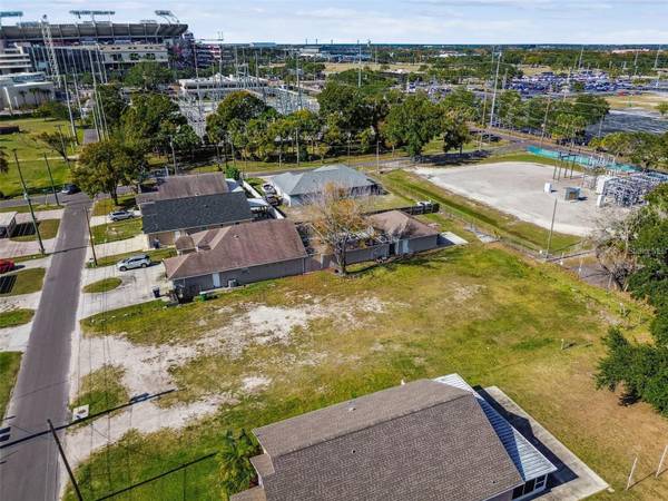 3337 W WOODLAWN AVE, Tampa, FL, 33607 photo 13