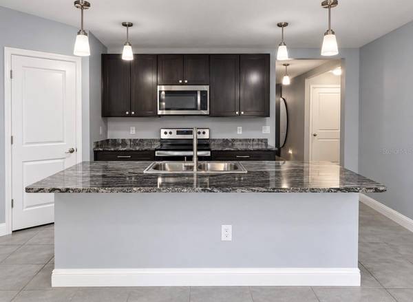 38408 SONNET LANDING, Zephyrhills, FL, 33540 photo 4