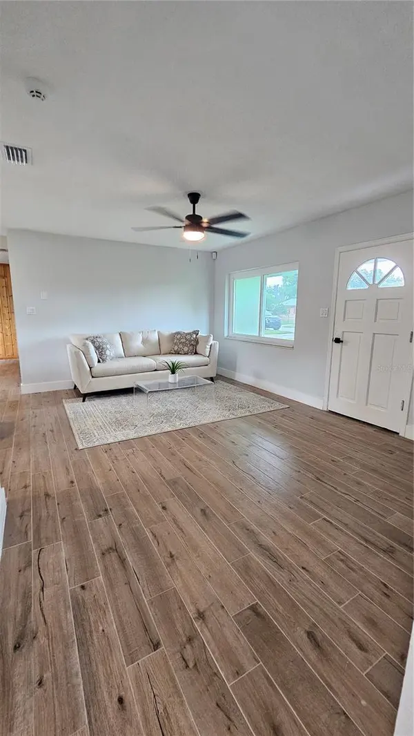 1806 E LINDA ST, Plant City, FL 33563
