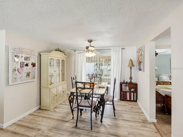 7130 HOLLYBAY RD, New Port Richey, FL 34653