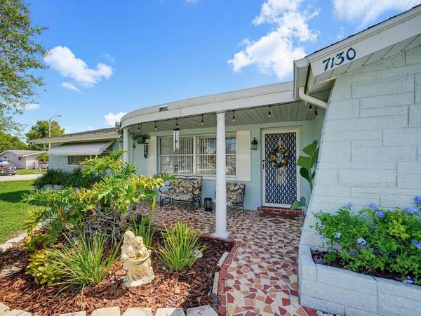 7130 HOLLYBAY RD, New Port Richey, FL 34653