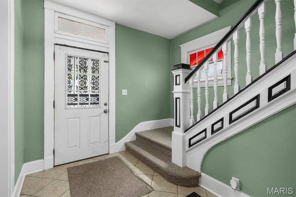 215 E 8th ST, Alton, IL 62002