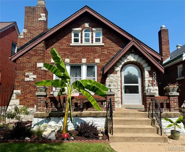 5635 Walsh ST, St Louis, MO 63109