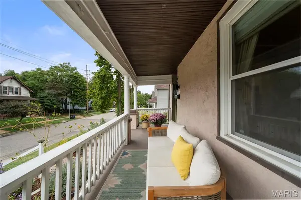 6539 Bartmer AVE, University City, MO 63130