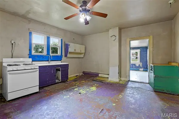 209 W 6th South ST, Mount Olive, IL 62069