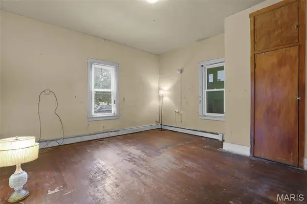 209 W 6th South ST, Mount Olive, IL 62069