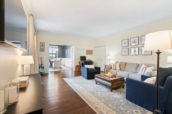 3520 N Lake Shore DR #7J, Chicago, IL 60657