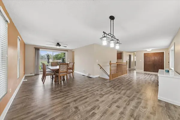 418 S Fairfield AVE, Lombard, IL 60148