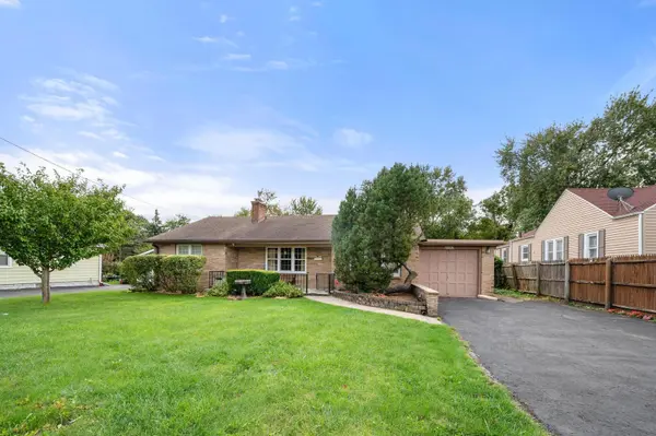 2407 Melrose AVE, Waukegan, IL 60085