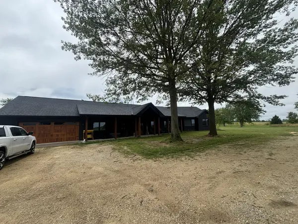 747 MANCHESTER RD, South Beloit, IL 61080
