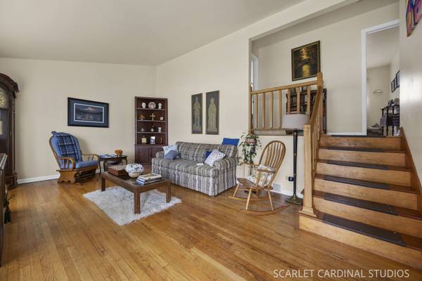 301 E Vermont ST, Villa Park, IL 60181