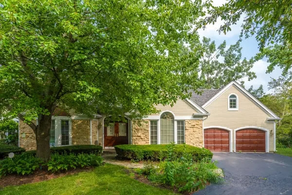 4638 Twin Lakes LN, Long Grove, IL 60047