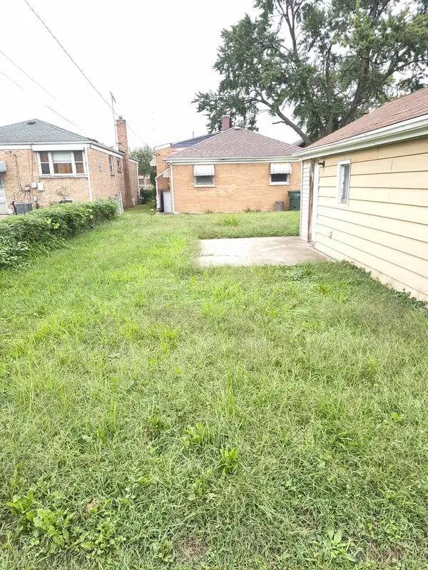 521 Jefferson ST, Dolton, IL 60419
