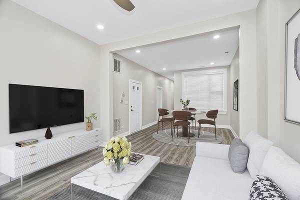 2355 N Milwaukee AVE #2, Chicago, IL 60647