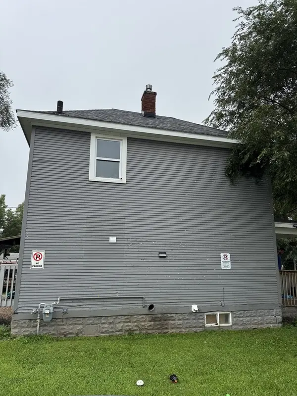 302 12th ST, East Moline, IL 61244