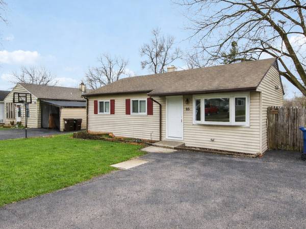 65 Della ST, Crystal Lake, IL 60014