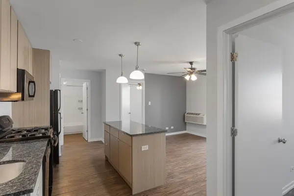 5411 N Winthrop AVE #307, Chicago, IL 60640