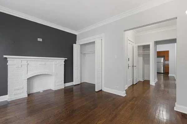 1100 W Glenlake AVE #1, Chicago, IL 60660