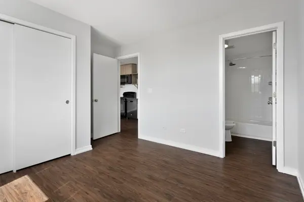 6134 N Kenmore AVE #409, Chicago, IL 60660