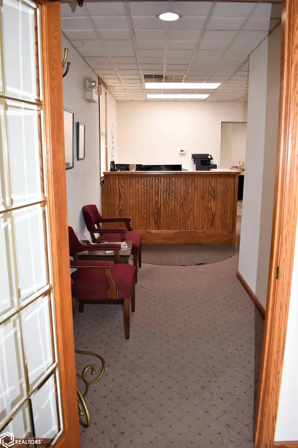 714 Washington AVE, Iowa Falls, IA 50126