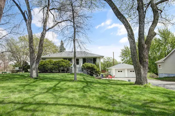 13013 Judicial RD, Burnsville, MN 55337