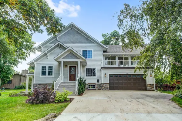 3817 W 55th ST, Edina, MN 55410