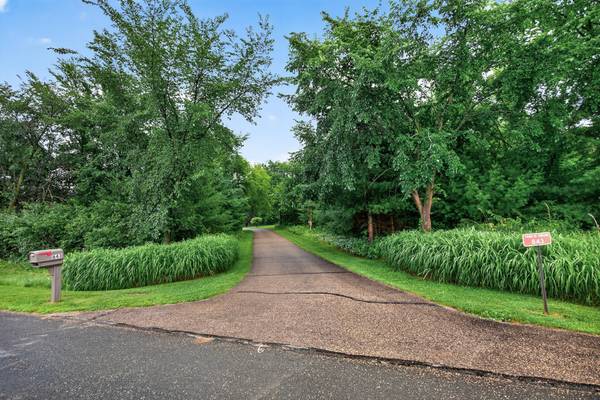 843 Yellowstone TRL, Hudson, WI 54016