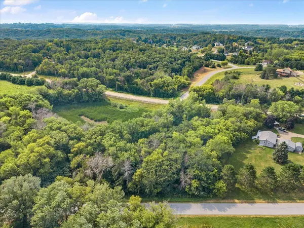 Lot 10 Yellowstone Trail, Hudson, WI 54016