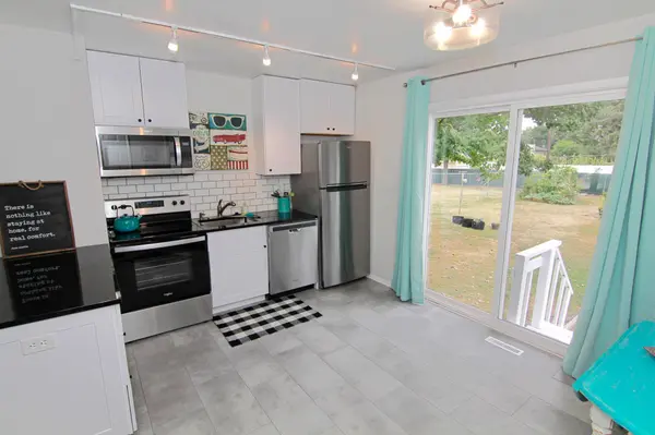 5619 Vera Cruz AVE N, Crystal, MN 55429