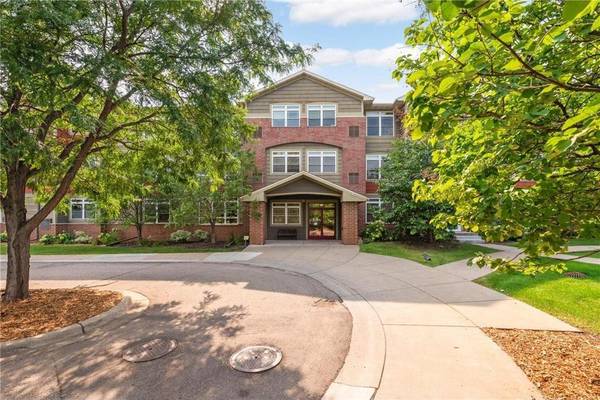 2530 E 34th ST #212, Minneapolis, MN 55406