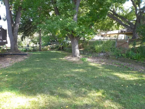 12273 Jack Pine TRL, Eden Prairie, MN 55347